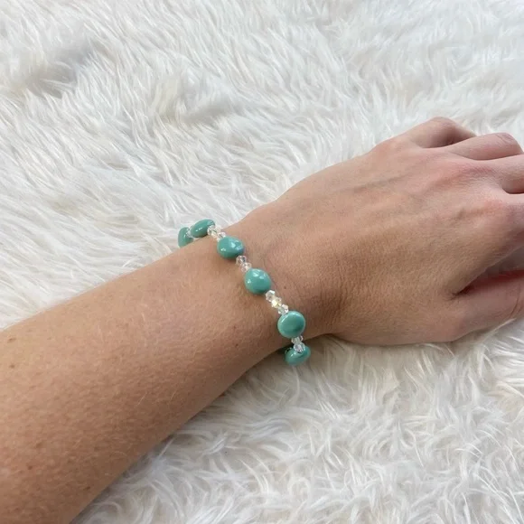 Aventurine and Crystal Bracelet - Picture 6 of 7